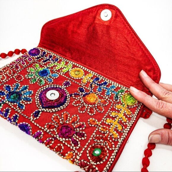 Red Textile Embroidered Envelope Clutch Purse India Elephant - Picture 3 of 9